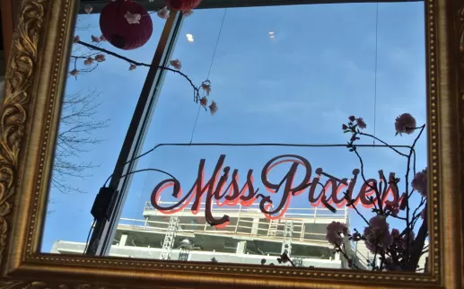 Miss Pixie’s Furnishings & Whatnot
